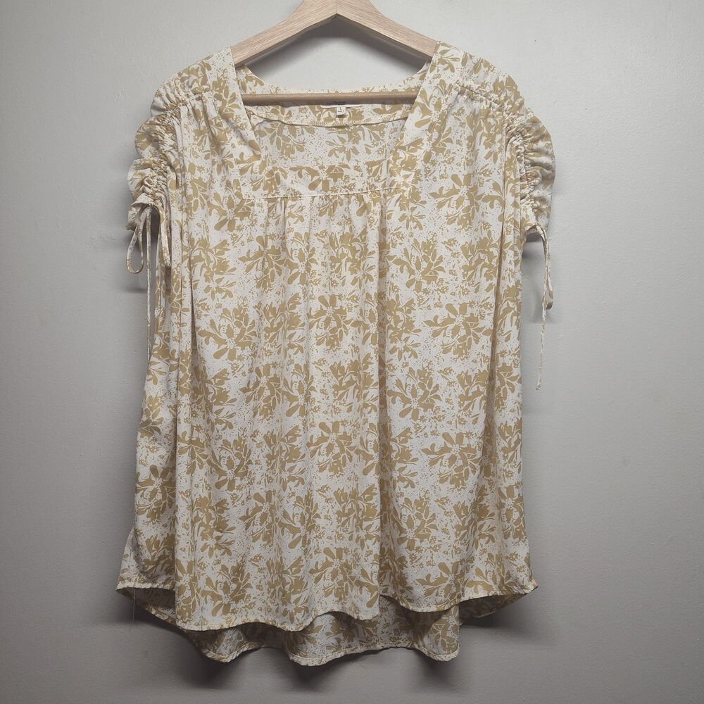 Easel Blouse Top Women Size L White Tan Floral Short Sleeve Lightweight Casual